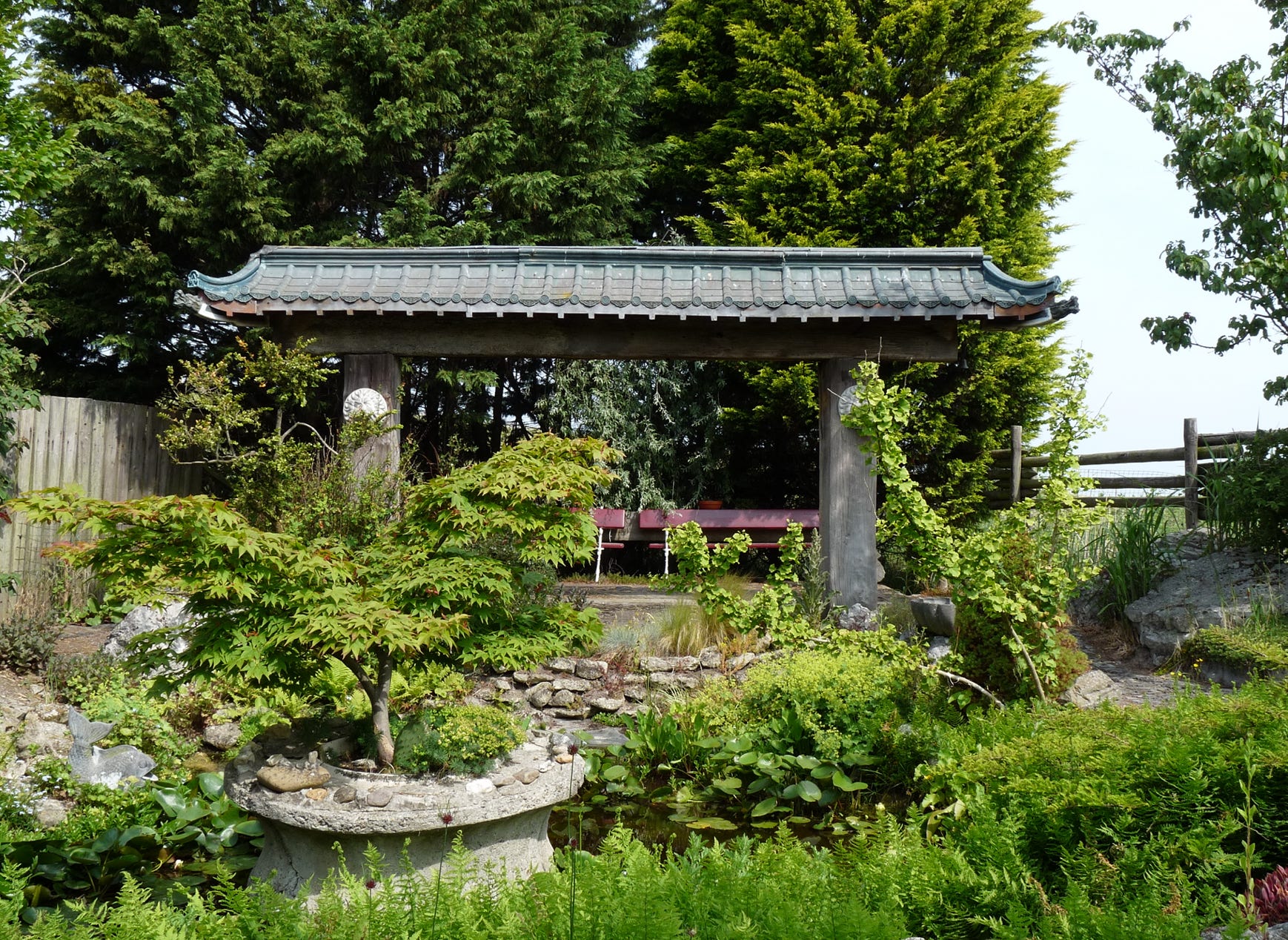 Pagoda in the Sequoiahof Vlake